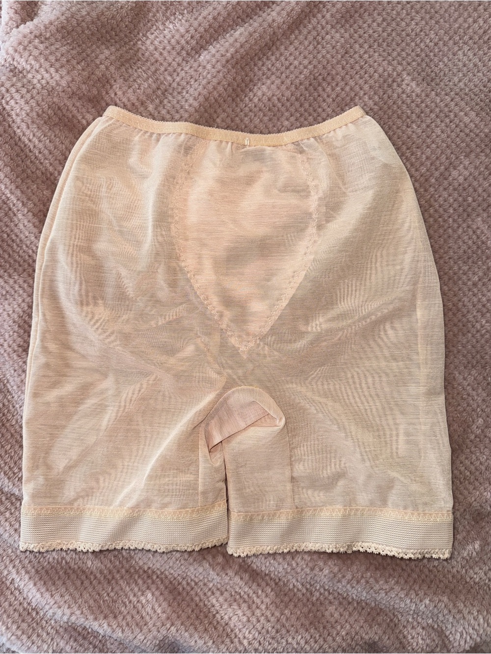 Vassarette 70’s Vintage High-Waist Shaping Slip Shorts - Light Beige